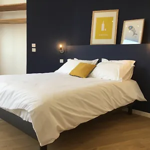  Apartment Breteuil - Au Vieux Port